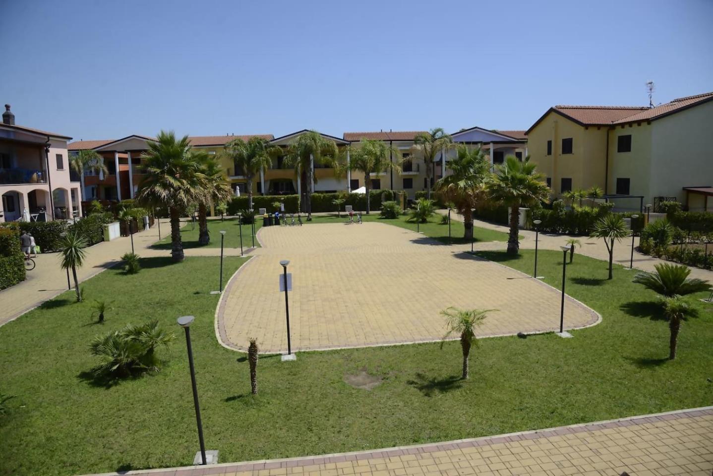 Complesso I Giardini Elisei Hotell Policoro Exteriör bild